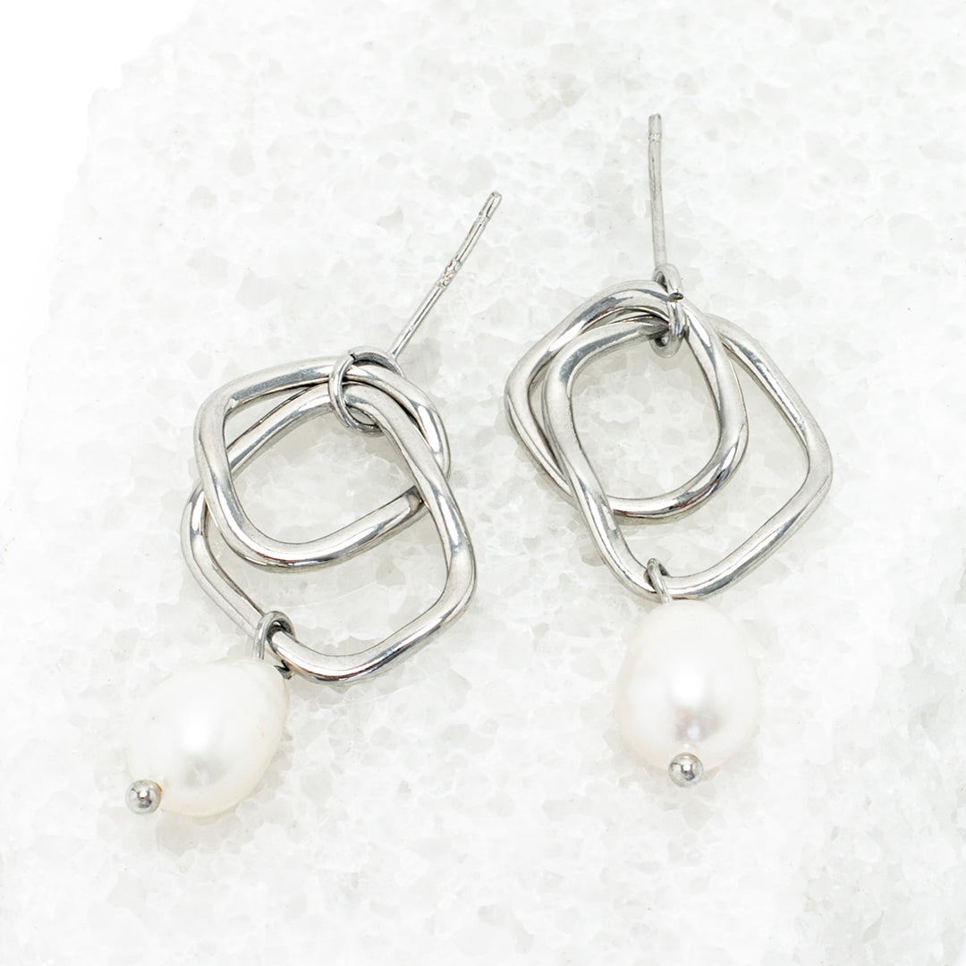 Everlasting Pearl Earrings in White Gold
