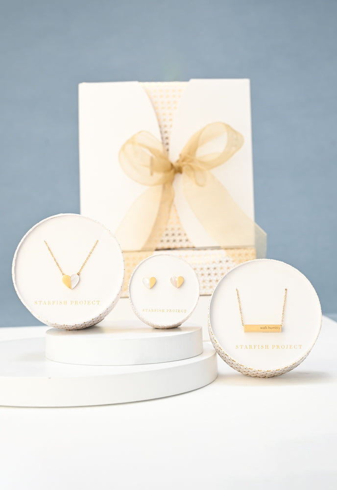 The Gift Hope Gift Box in Gold