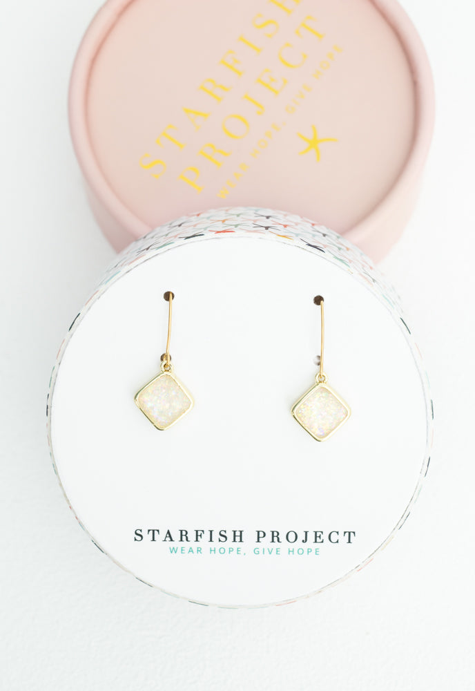Clare earrings hotsell