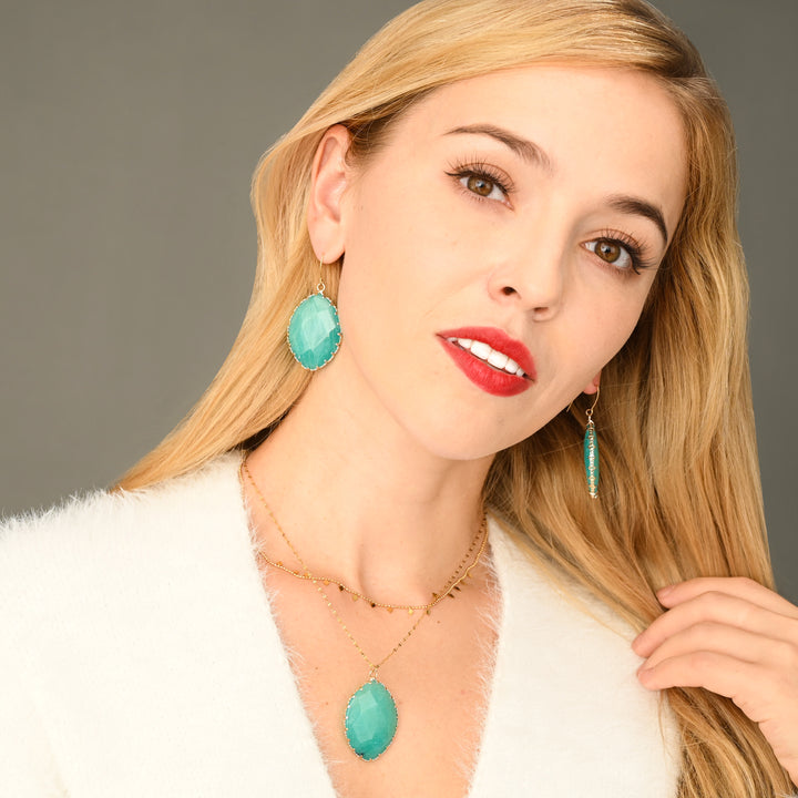 Radiant Light Crystal Necklace in Aqua
