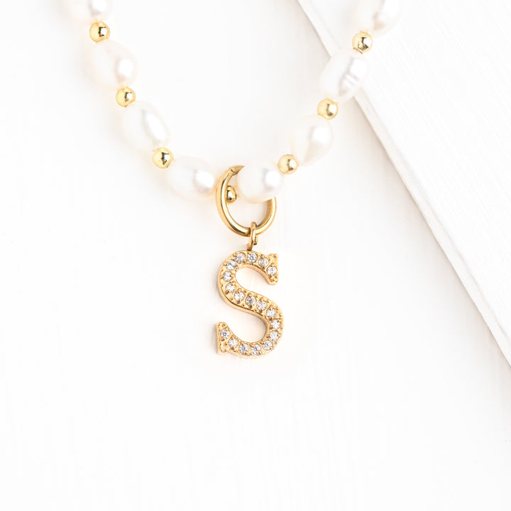 Initial Necklace S with Freshwater Pearl Beaded Chain