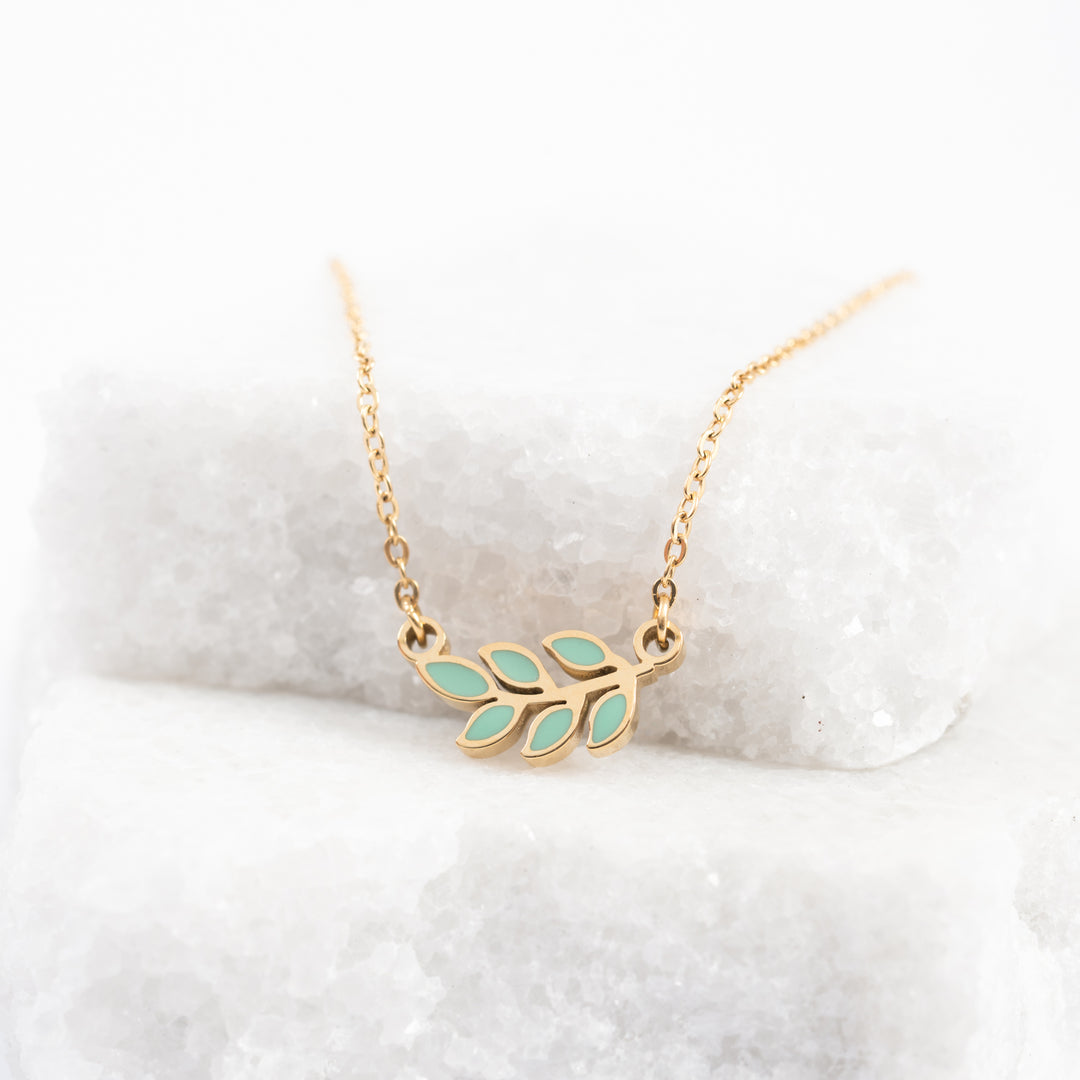 Rowen Leaf Necklace in Mint