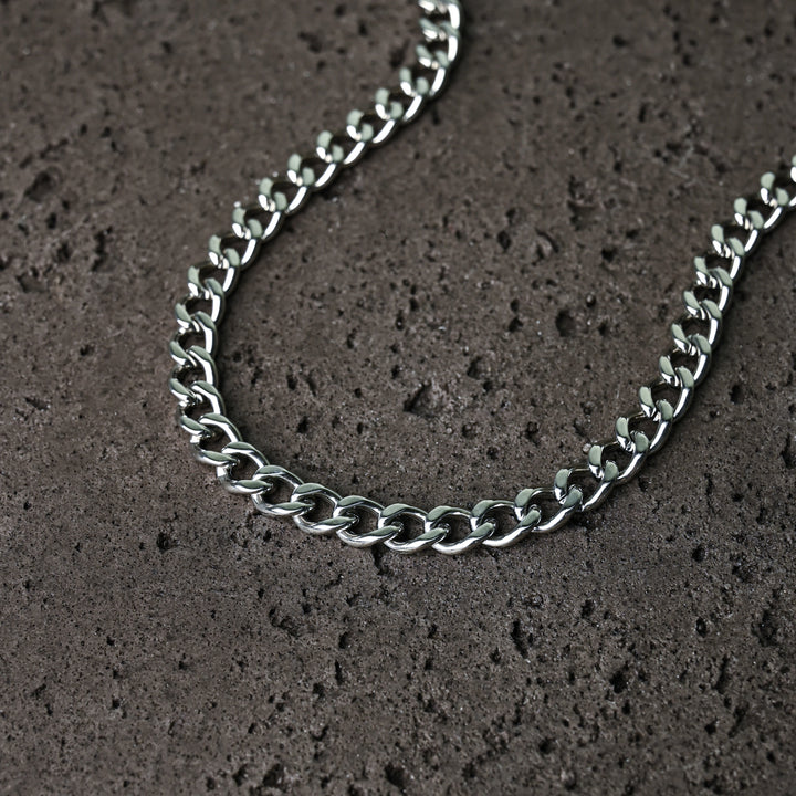 Linked Curb Chain in Stainless Steel