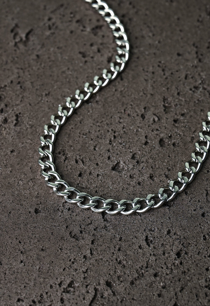 Linked Curb Chain in Stainless Steel