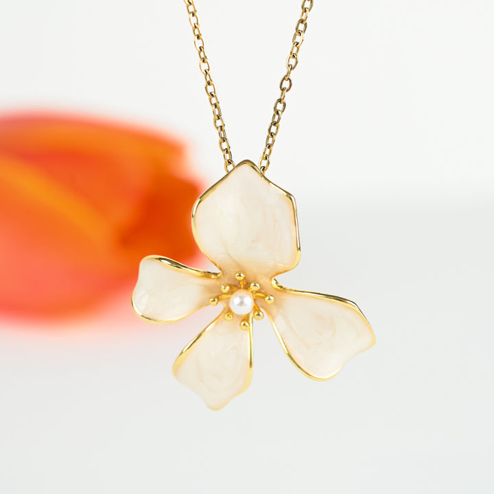 Hope in Bloom Necklace in Tuscan Tan