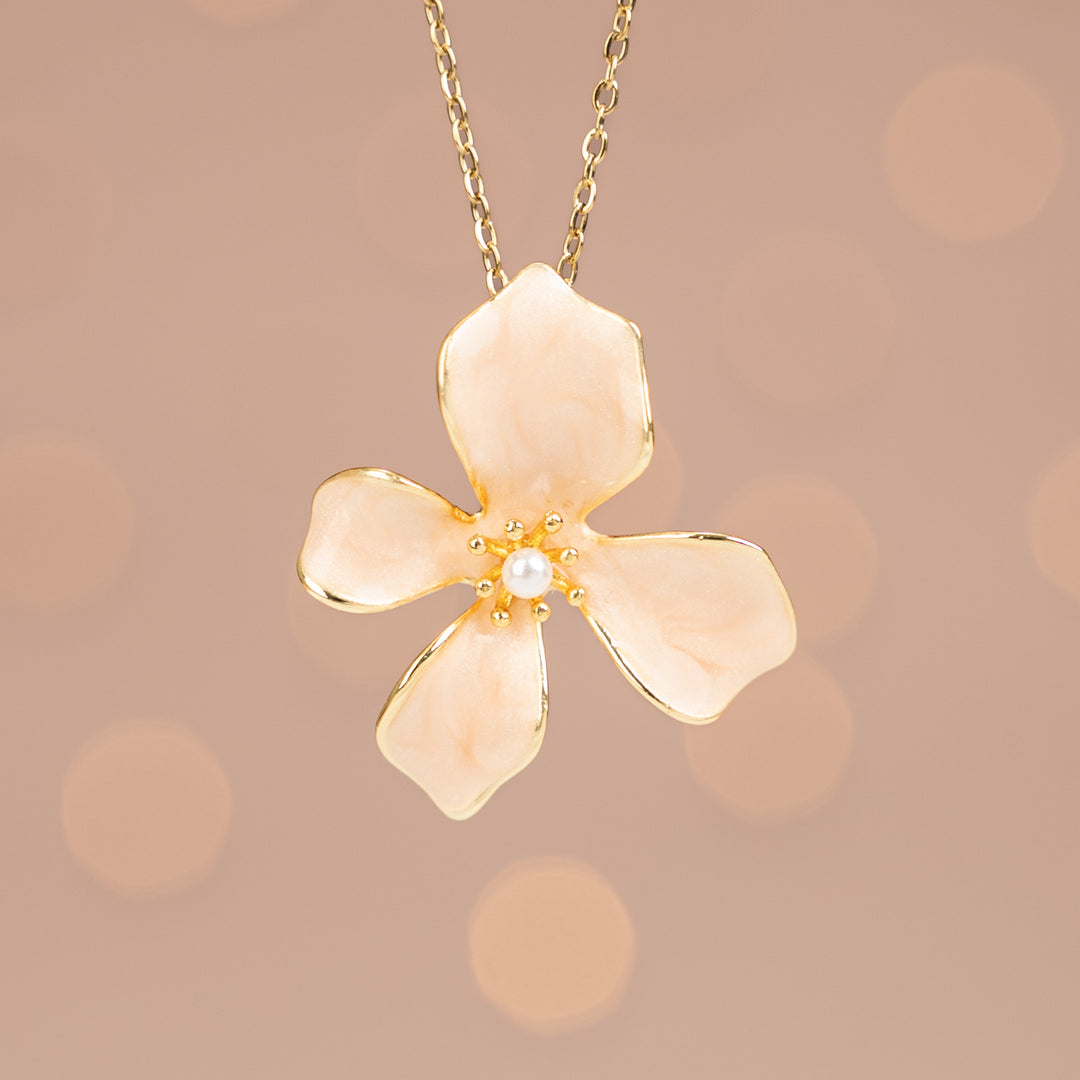 Hope in Bloom Necklace in Misty Rose