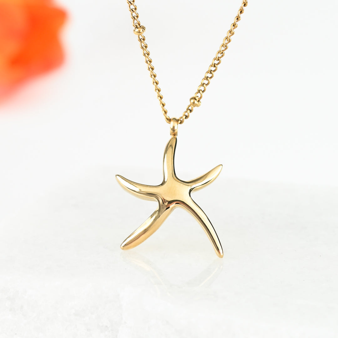 Starfish Hope Necklace in Gold