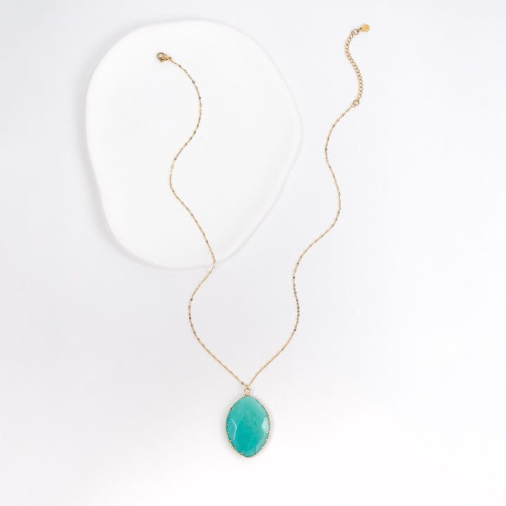 Radiant Light Crystal Necklace in Aqua