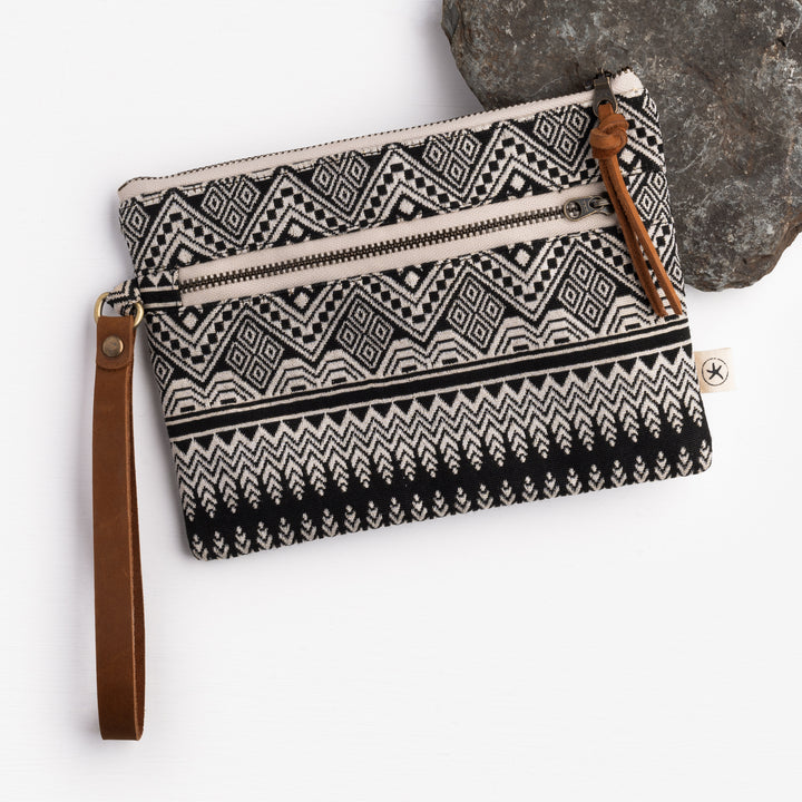 Amara Wristlet in Charcoal