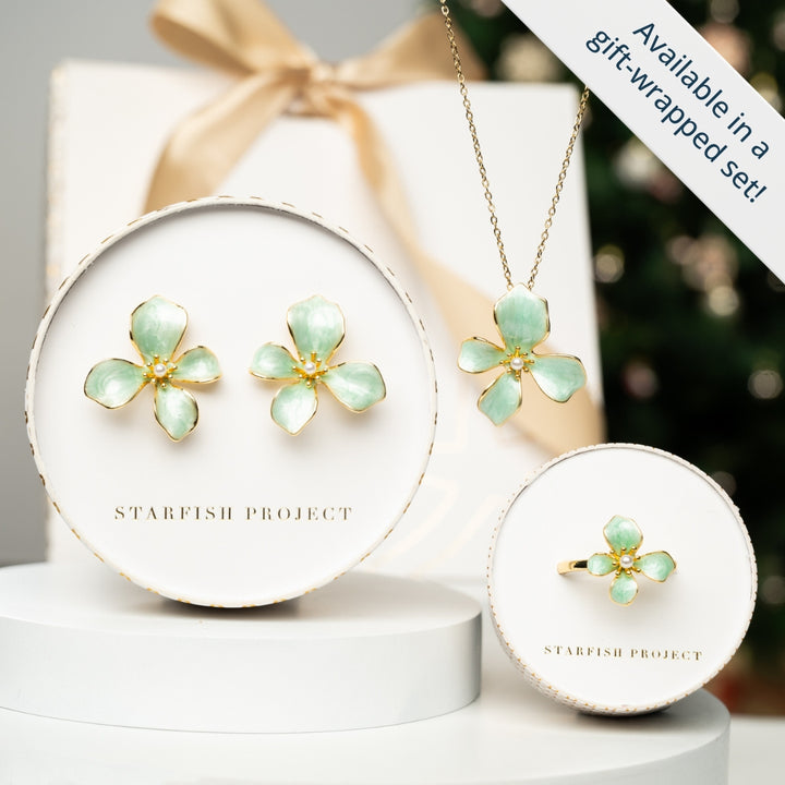 Hope in Bloom Necklace in Mint