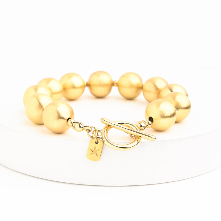 En Vogue Ball Bracelet in Gold