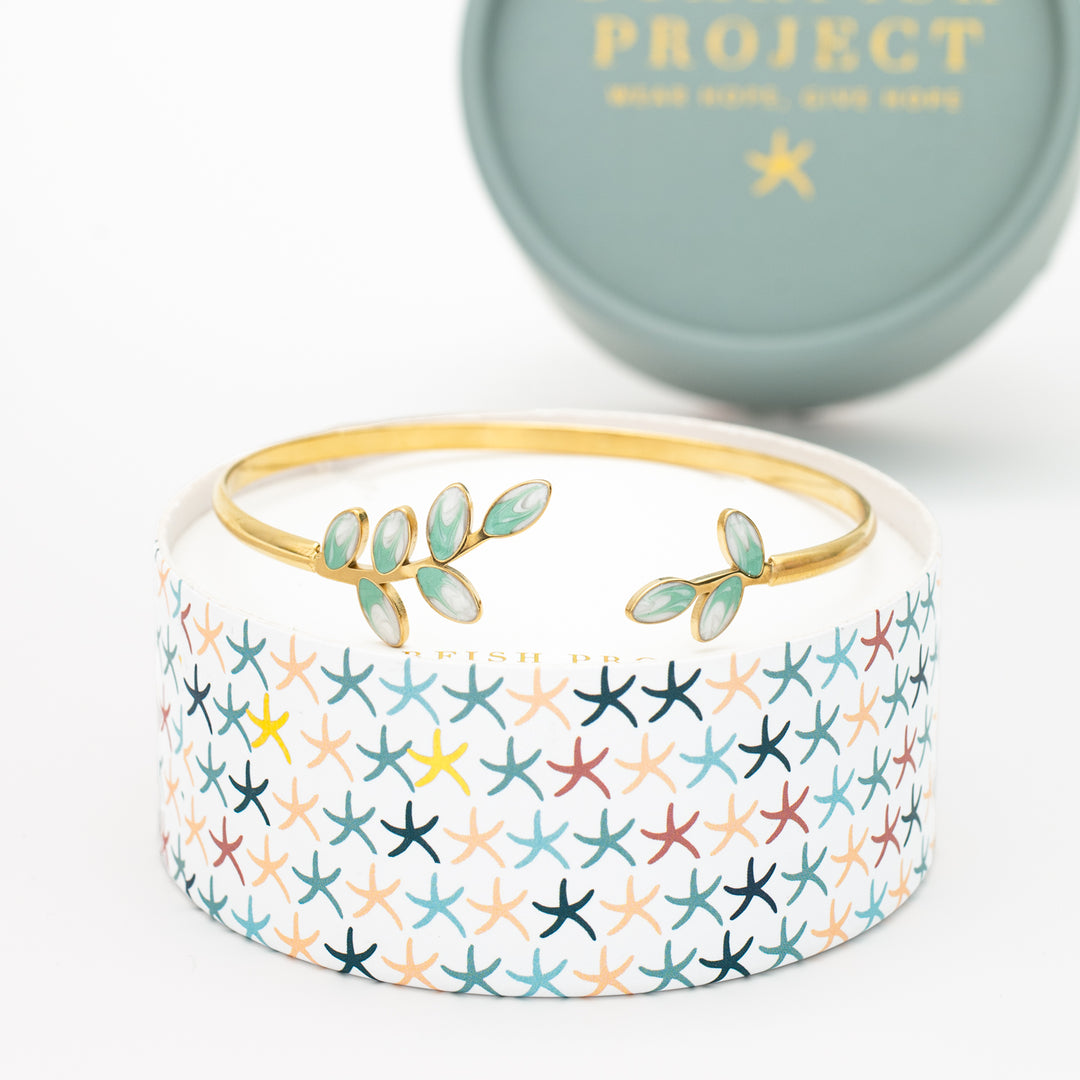 Hope Grows Bracelet in Mint