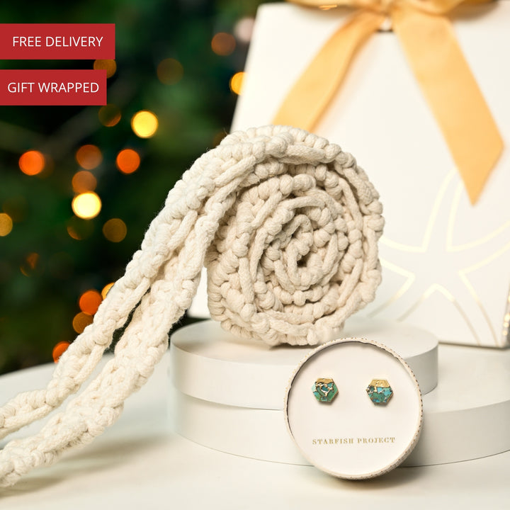 The Wear Hope Strap Gift Set