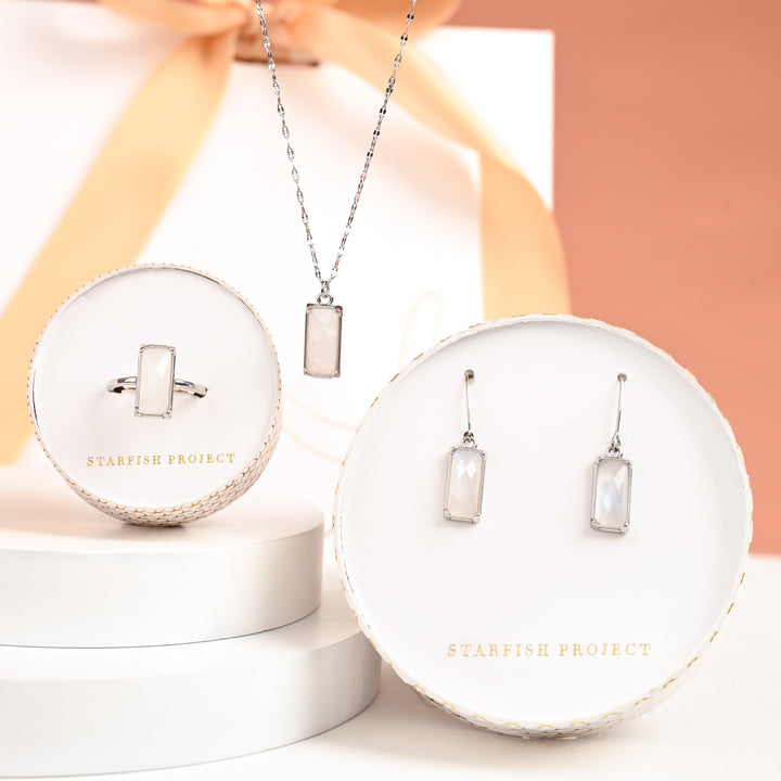 Moonlit Grace Gift Set in Silver